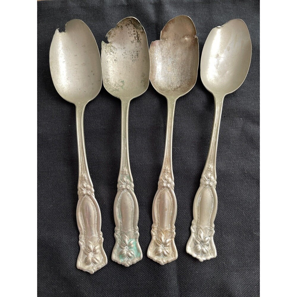 Antique 4 Violet Silverplate, 1905-1912, Wm A Rogers Tablespoons collection